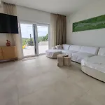 Belvedir Hébergement de vacances *