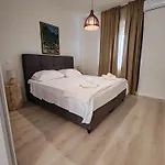 Belvedir * Zaglav